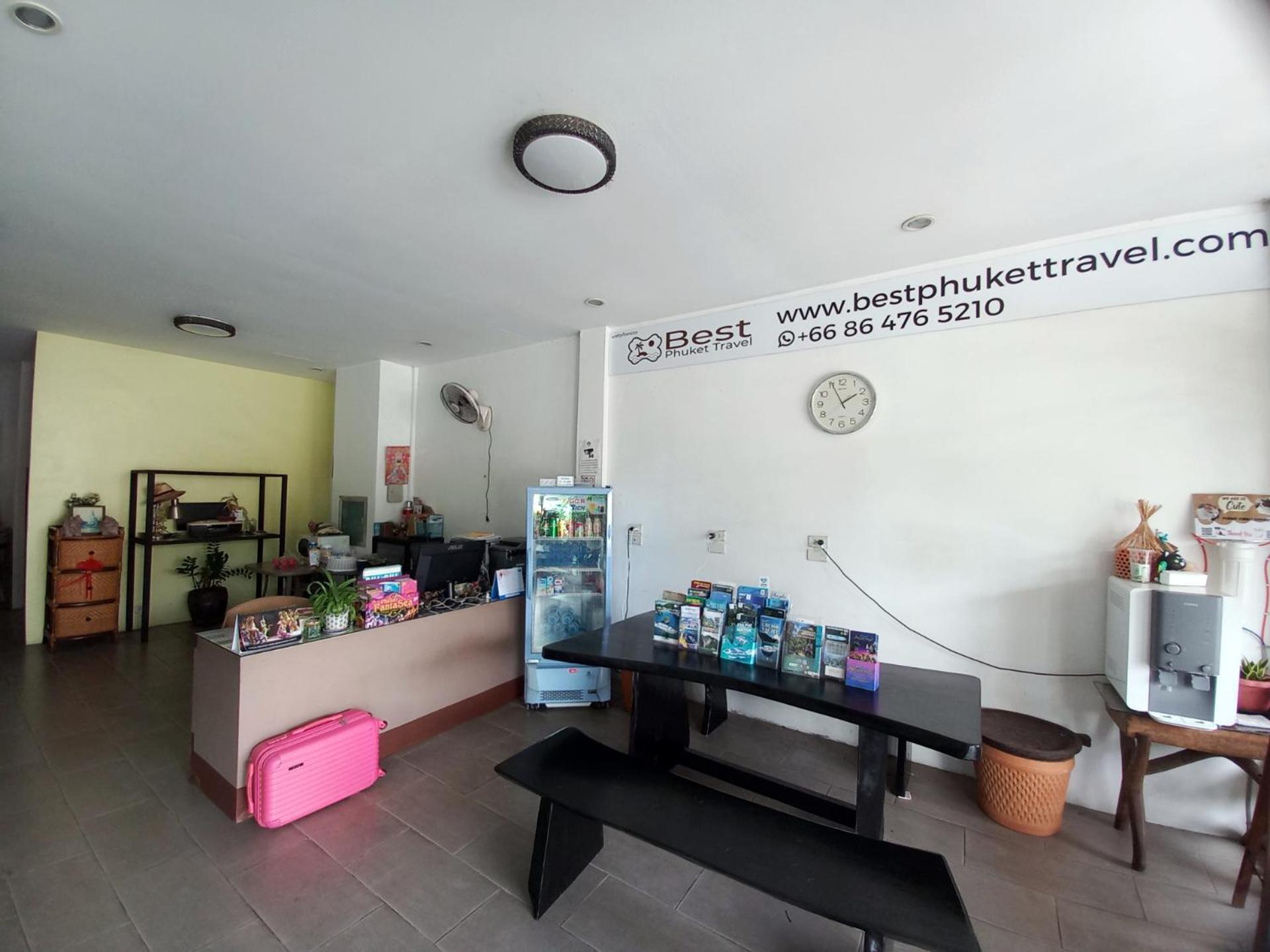 In Phuket House Otel Dış mekan fotoğraf