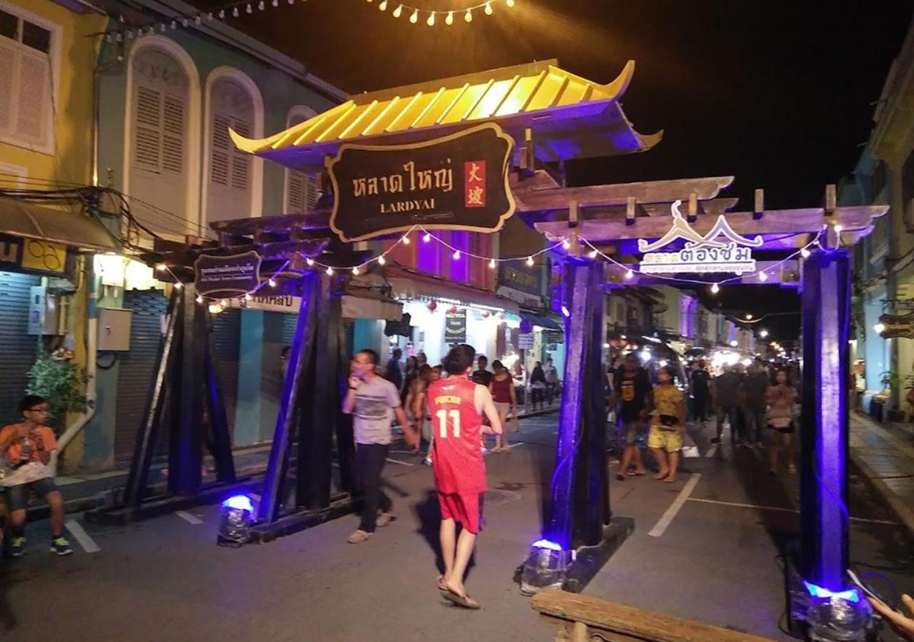 In Phuket House Otel Dış mekan fotoğraf